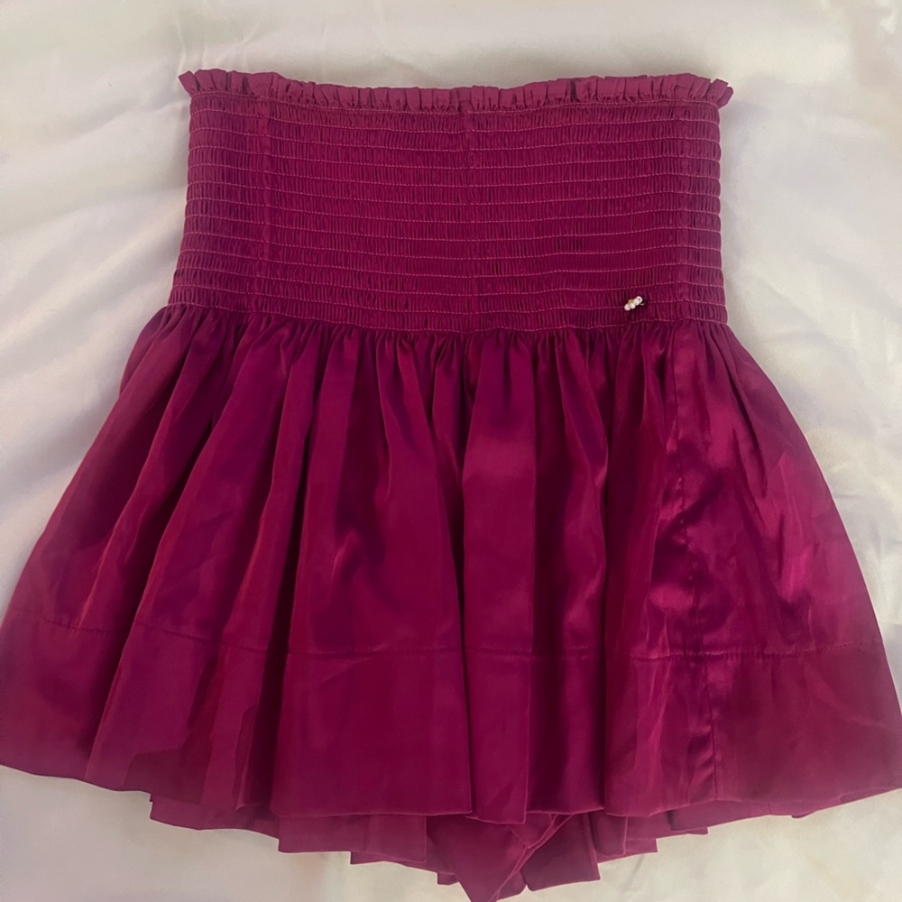 Natural life shorts xs
